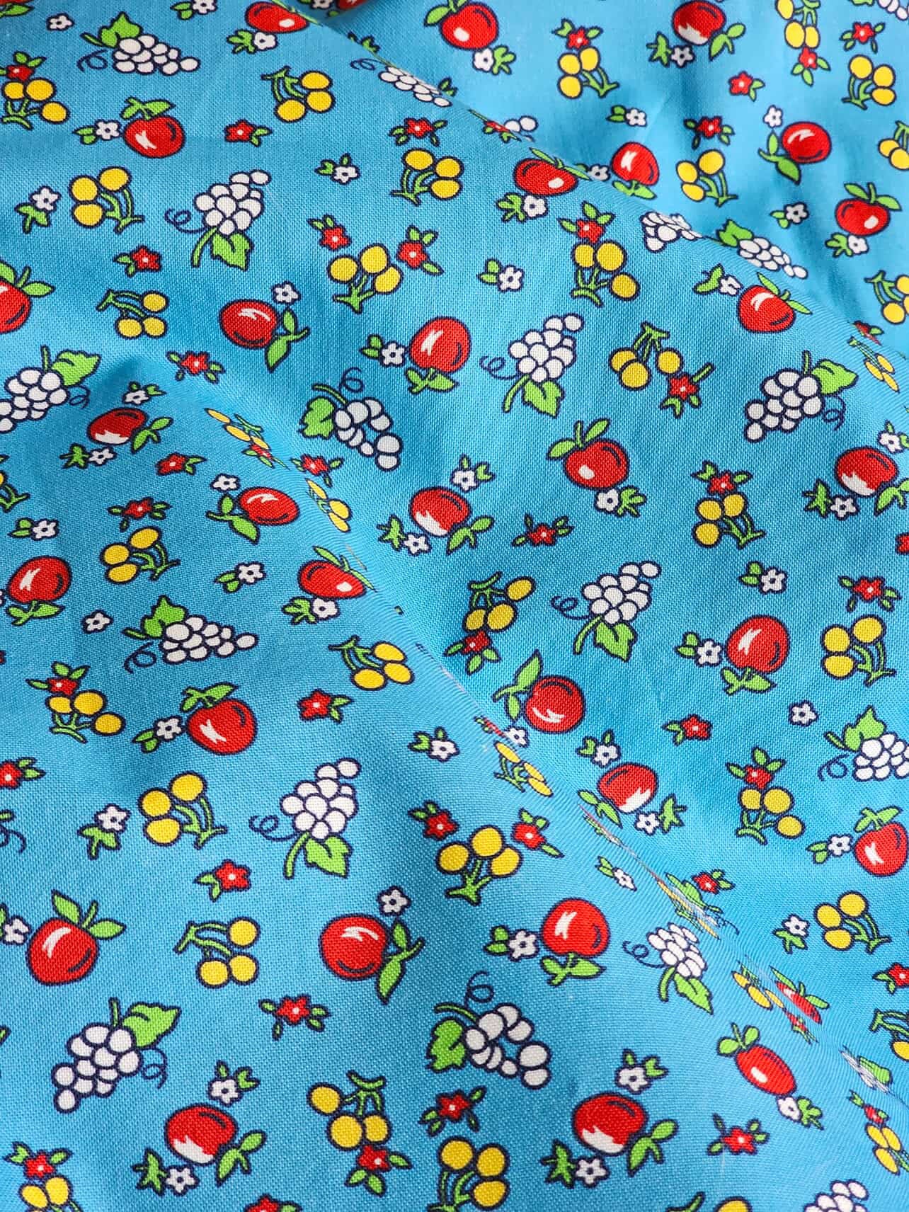 PRE ORDER - Feedsack by Momnson- Tiny Apples and Furits