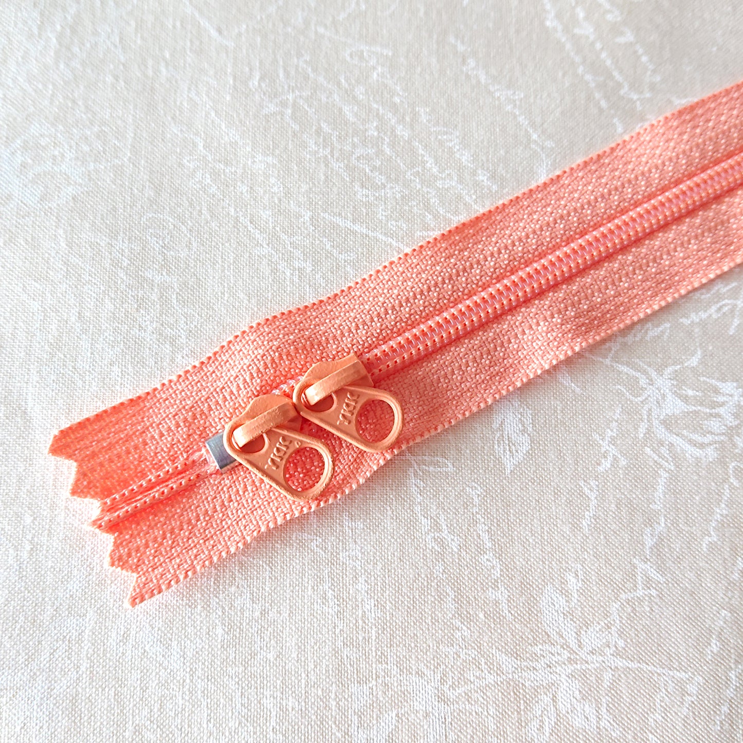 YKK Candy Color Zipper -- orange (35cm/ 13 7/8in)