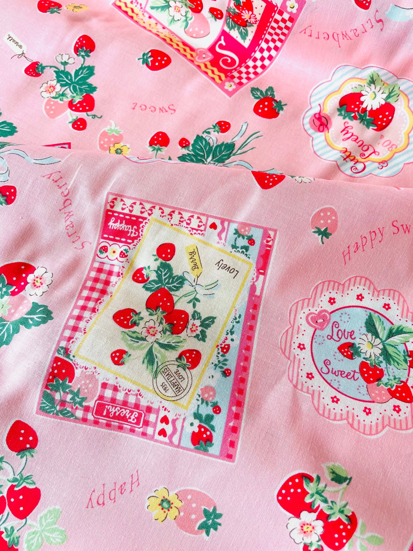 Atsuko Matsuyama - Strawberry Card (pink)