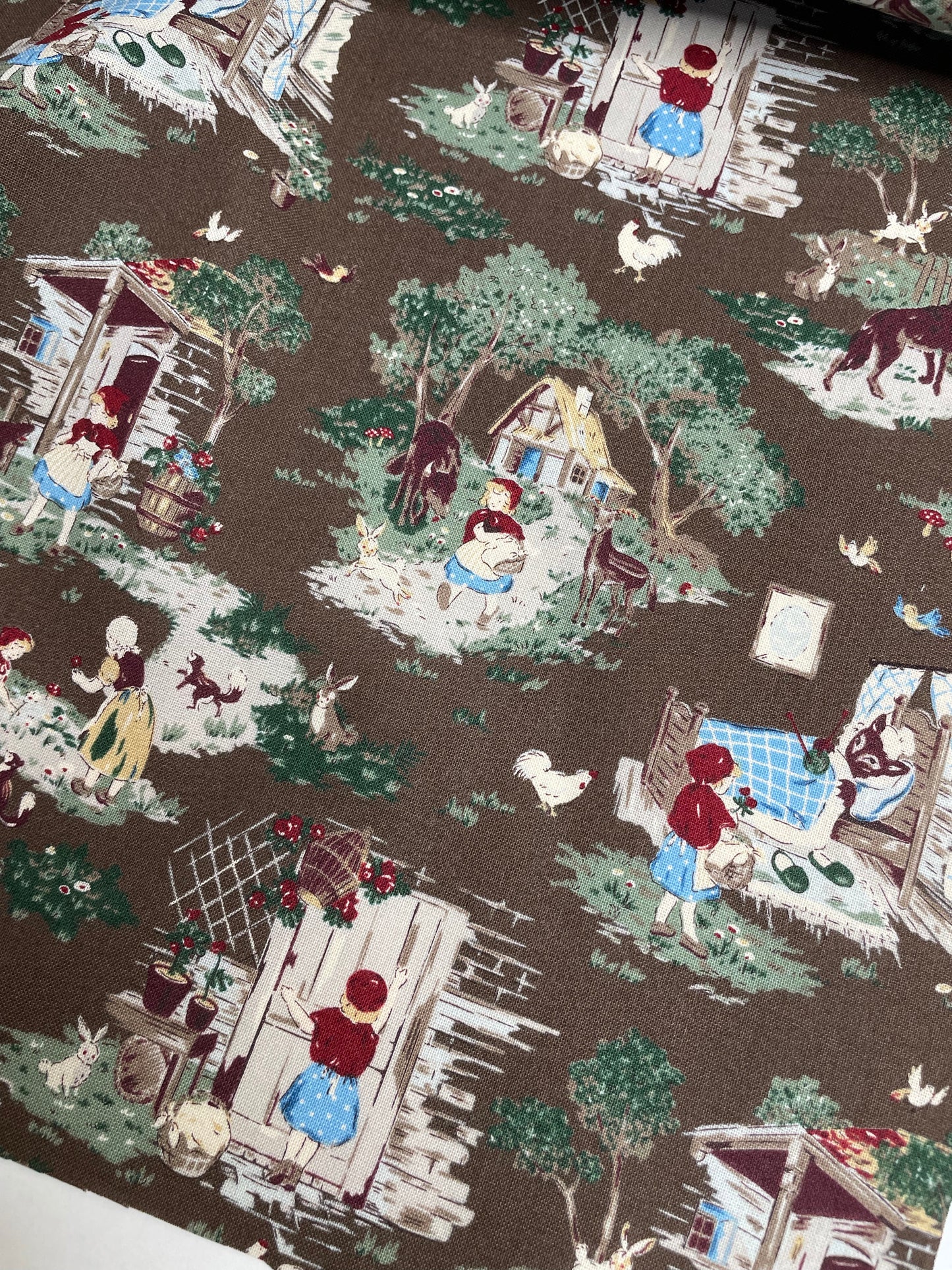 Little Red Riding Hood - BROWN