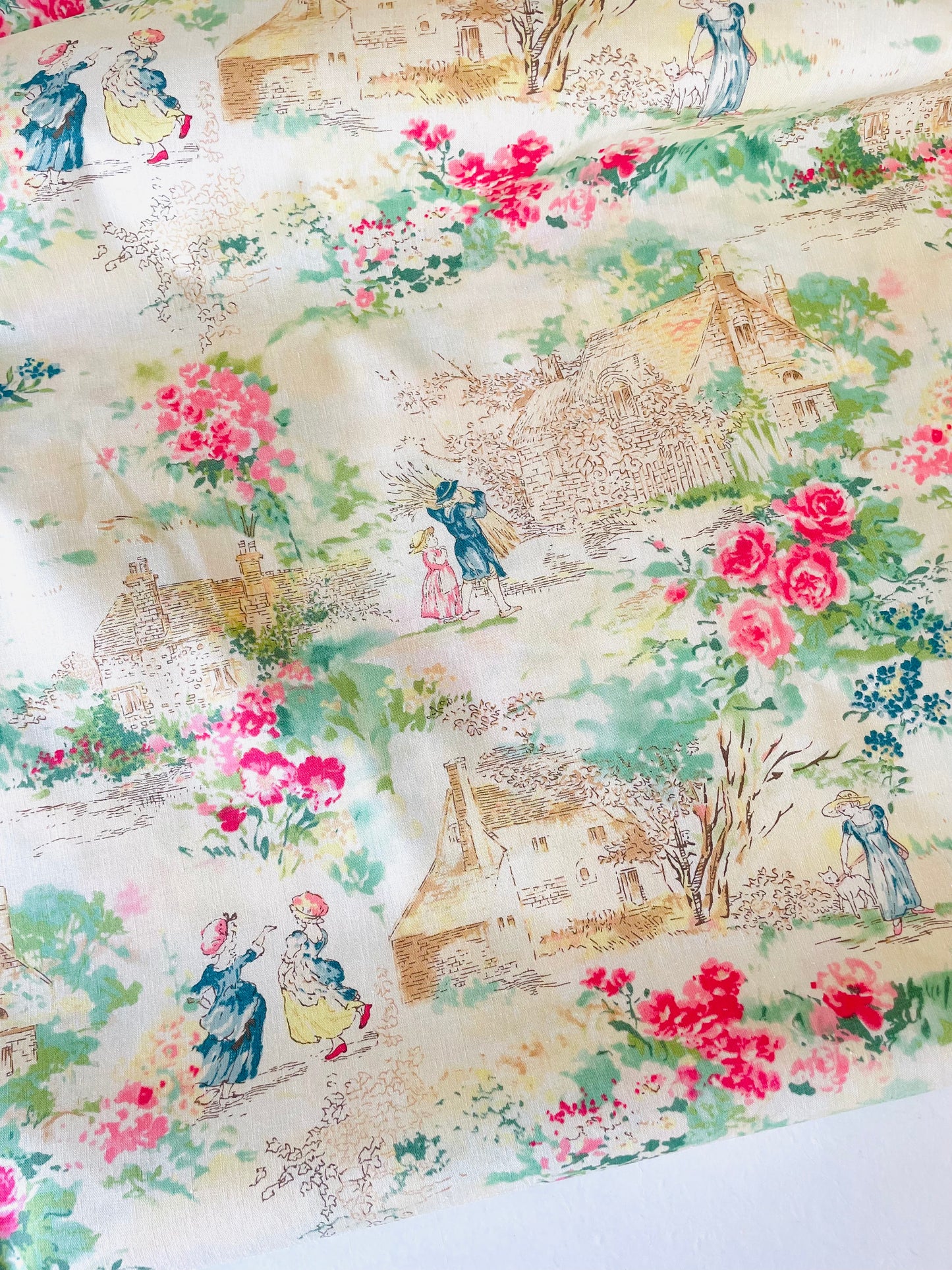 English Village - cream