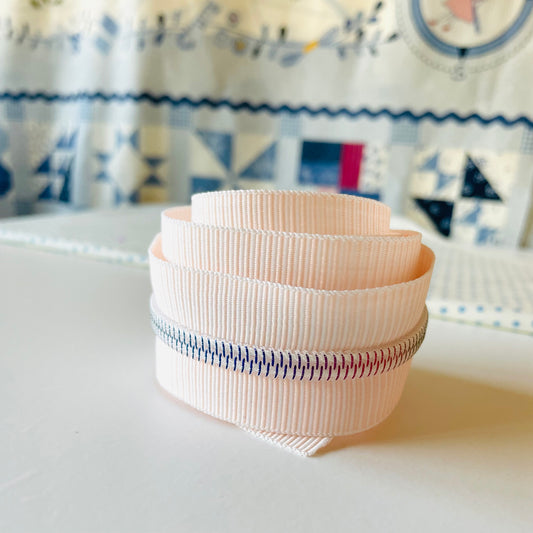 Free Length Zipper (#5) -- Champagne/White Strip & Transparent Rainbow zip teeth