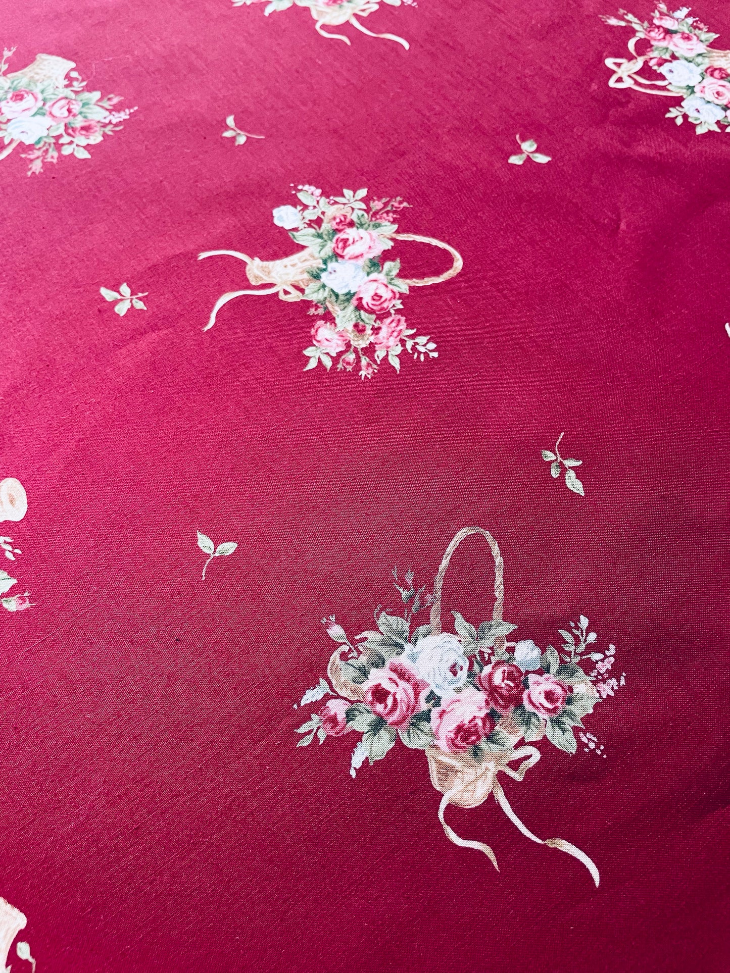 Rose Basket - Bordeaux