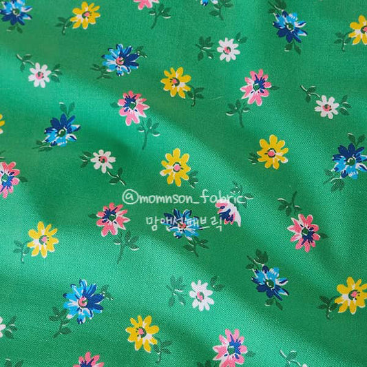 Feedsack by Momnson- 29th reproduction : Green Daisy