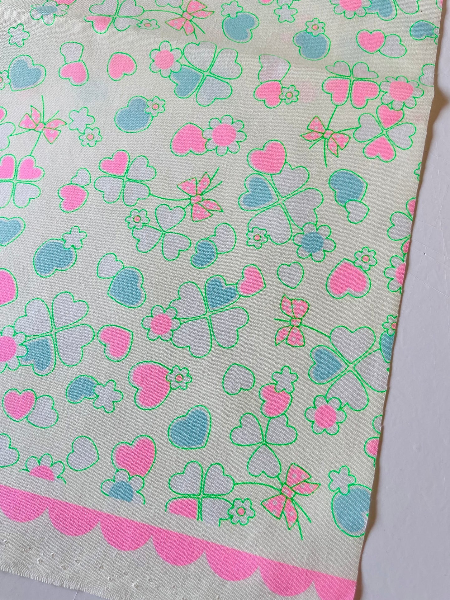 Antique Pink - Angel Garden (off white)
