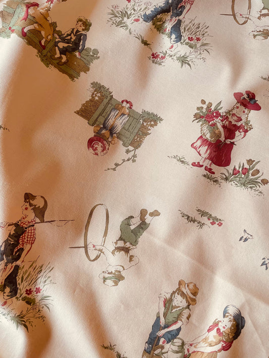 Antique World A - antique red