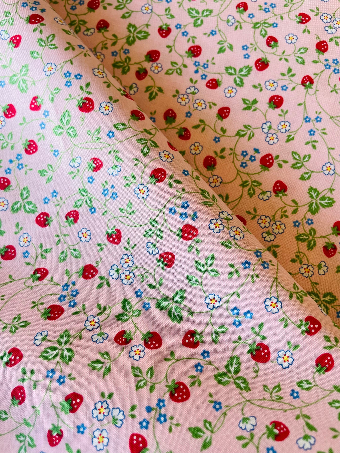 Atsuko Matsuyama - wild strawberry (pink)