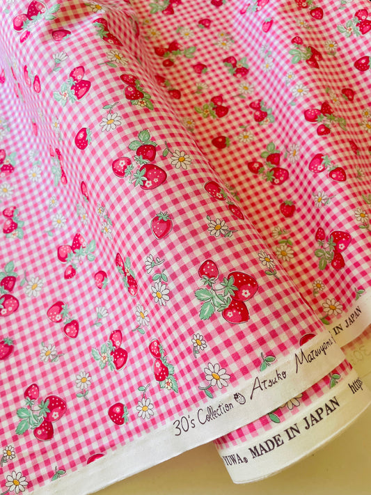 Atsuko Matsuyama - Check and Strawberry (pink)