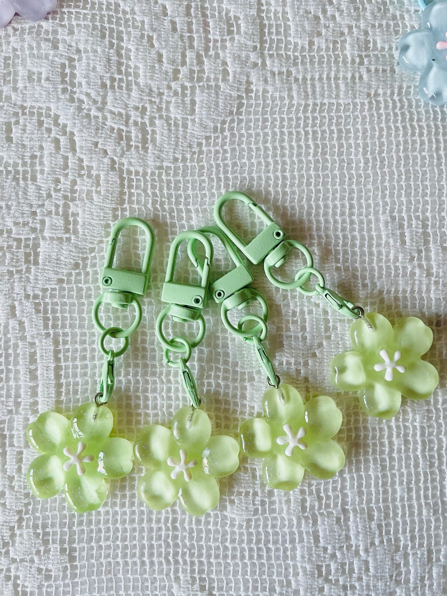 Zipper Charm - Cherry Blossom (green)