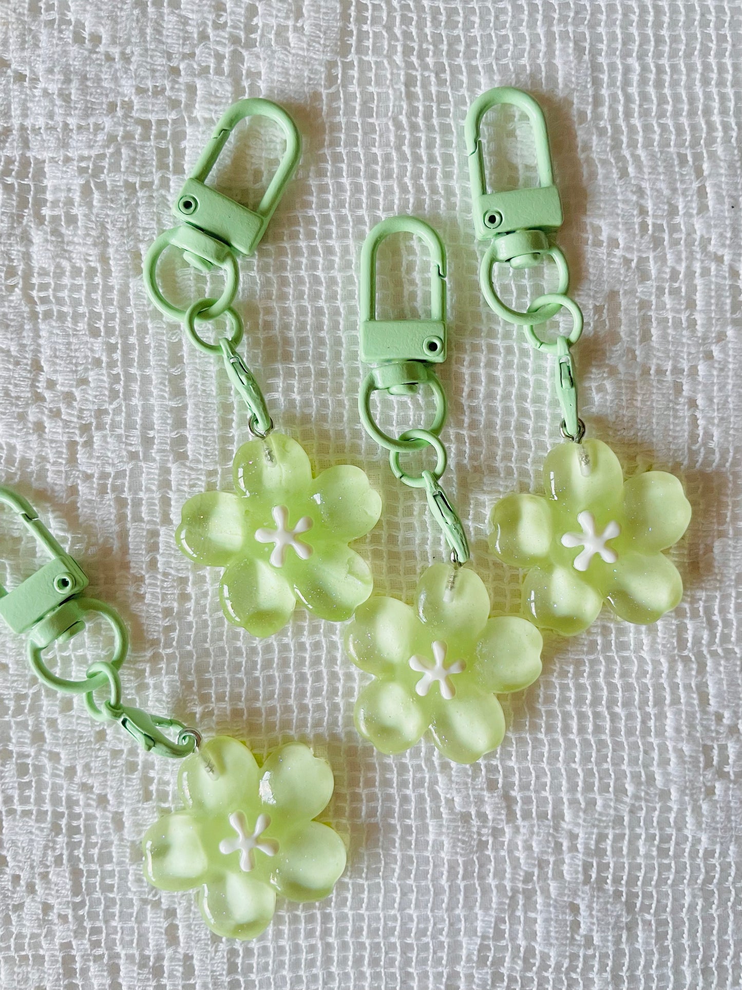 Zipper Charm - Cherry Blossom (green)