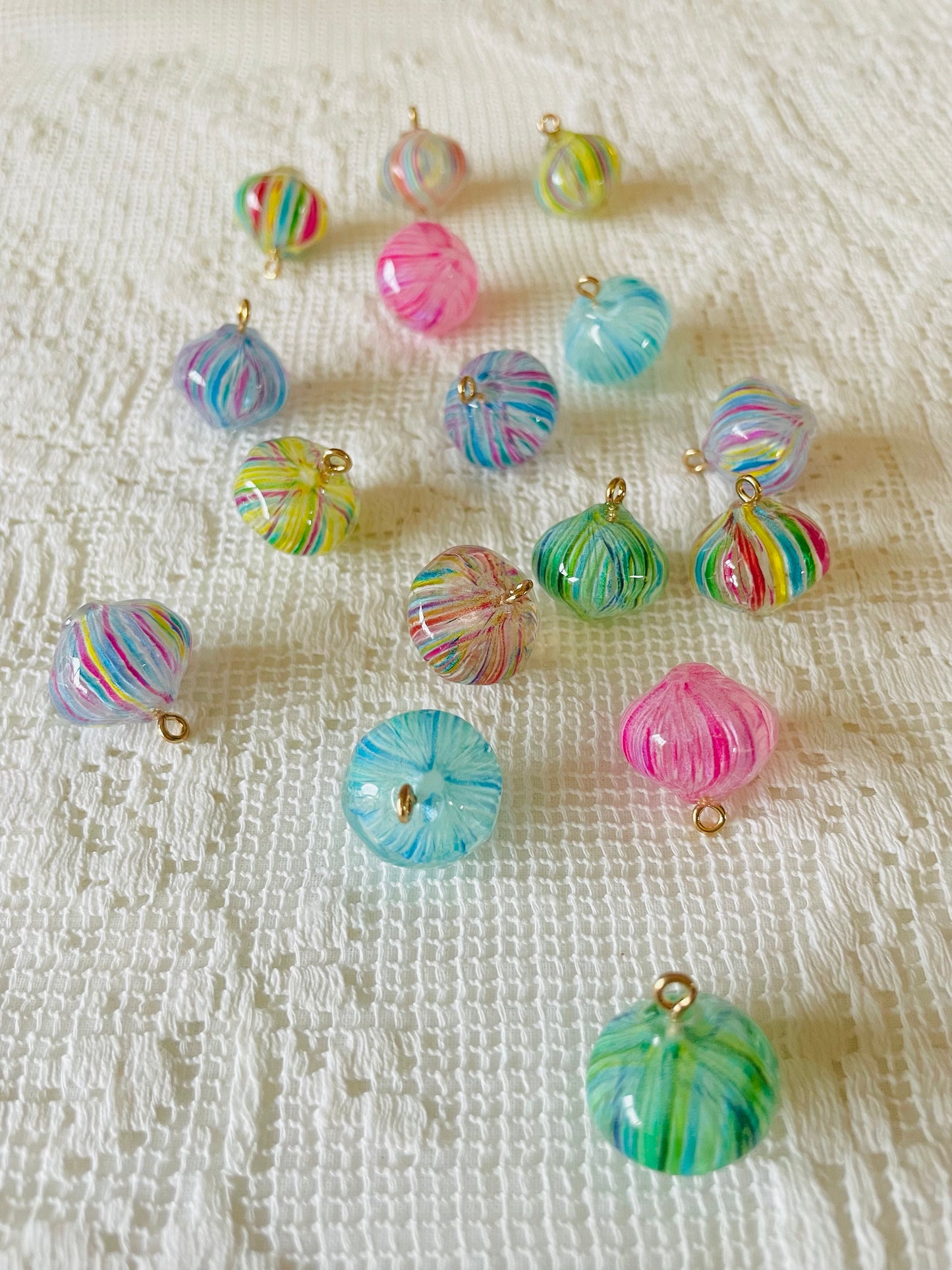 Zipper Charm - candy ball (lantern - green/blue strip)