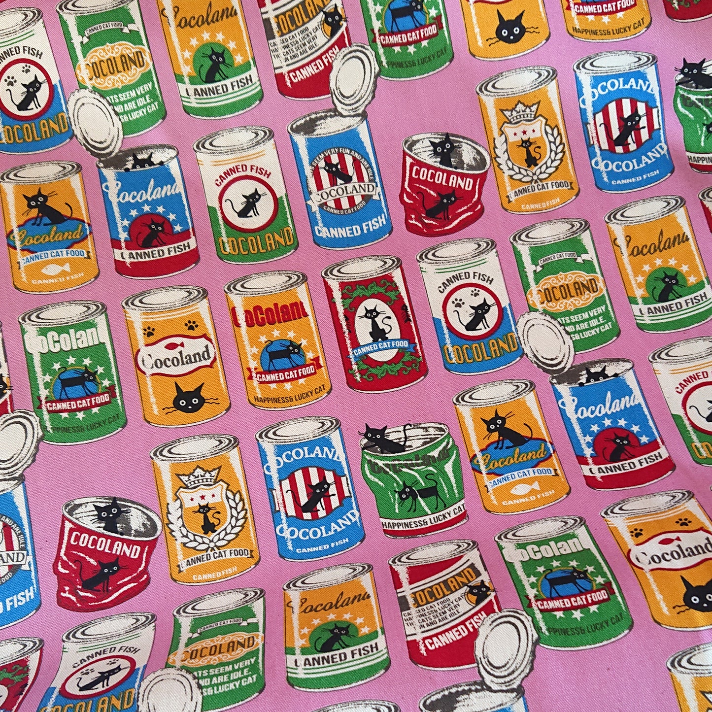 Cocoland -- Cats and Tins (pink)