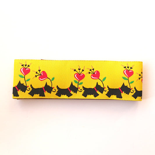 Christmas Ribbon 1 -- Mary Engelbreit