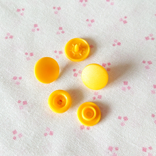Fastening Snap -- Yellow (matted)