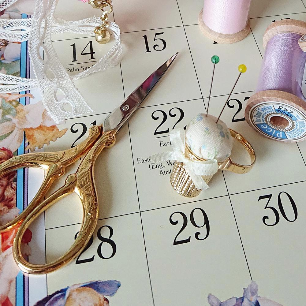 Little House PIncushion Ring - Gold