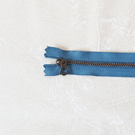 YKK Brone Zipper with Tulip Pull-Lake Blue (15cm)