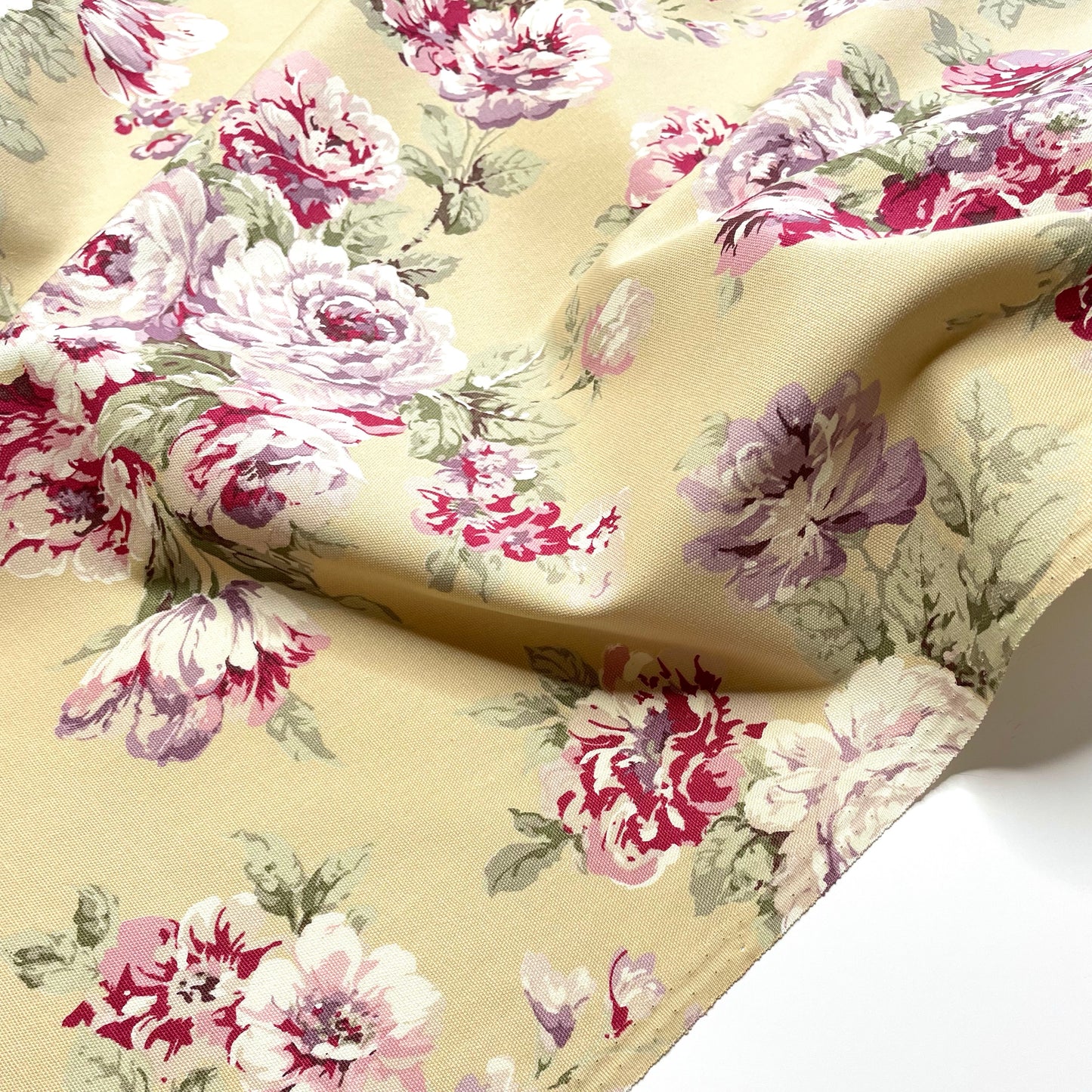 YUWA - Bouquet de Rose (light beige)