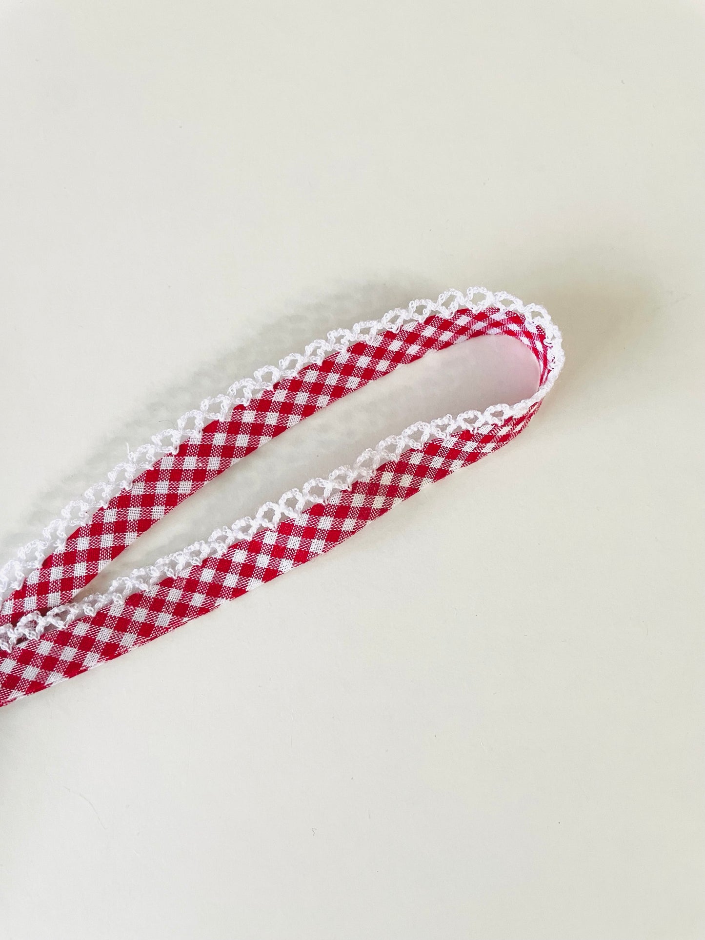 Crochet-edged Poplin Bias Binding (Double Fold)  (red)
