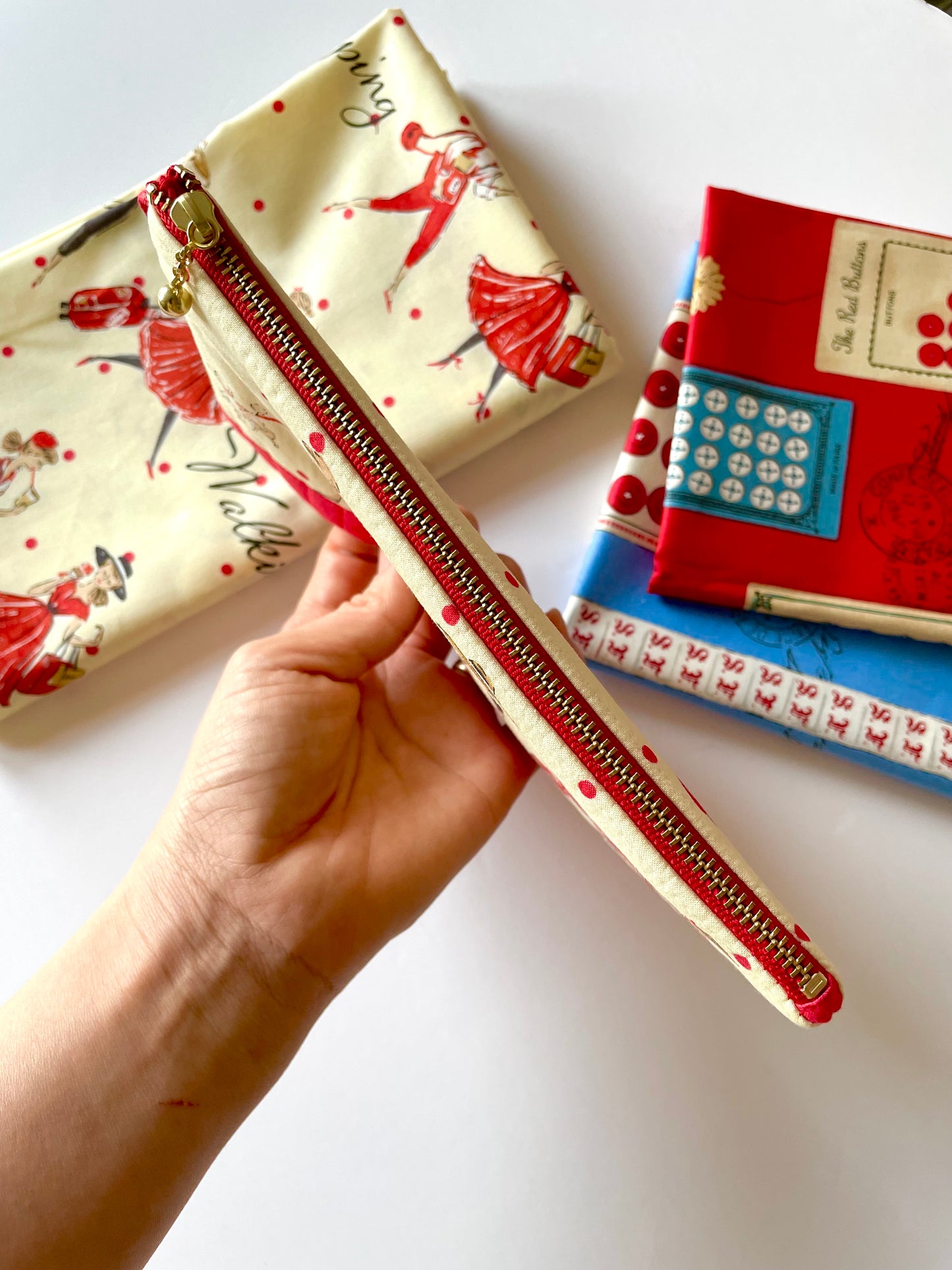 Sewing Pattern - Simple and Modern Pouch (PDF DOWNLOAD)