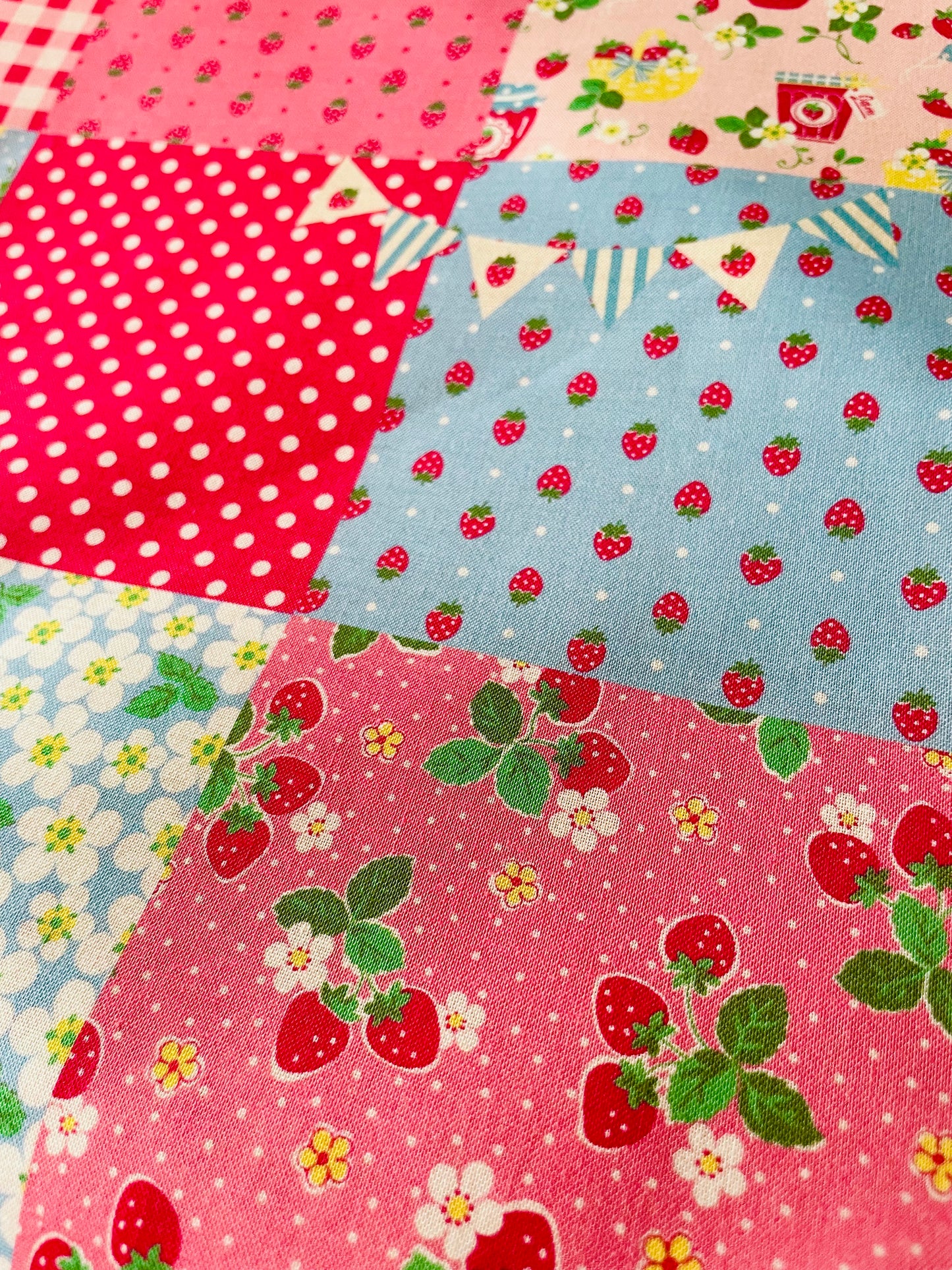 Atsuko Matsuyama Exclusive - Cute Grid (pink & blue)