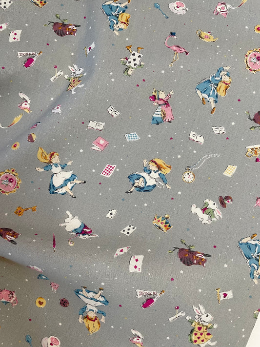 ALICE IN WONDERLAND - GRAY