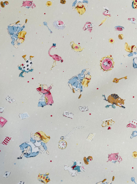 ALICE IN WONDERLAND - OFF WHITE