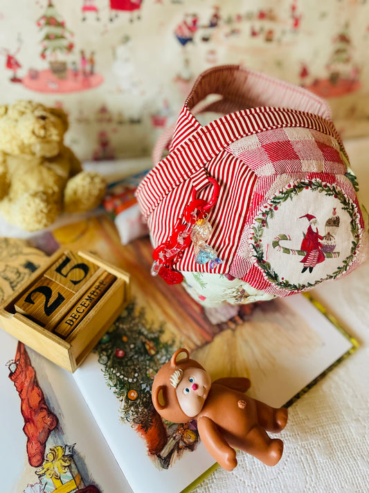 Sewing Kit - Christmas Fun (Pentagon) Bag