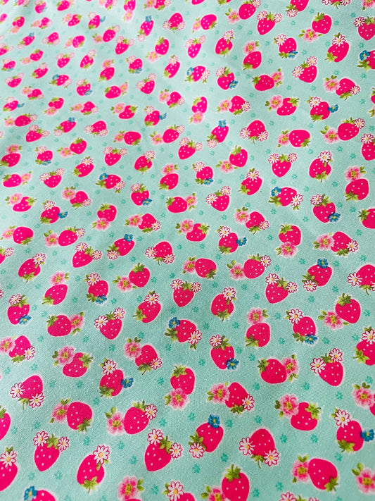 Atsuko Matsuyama - Cutie Berry (turquoise)