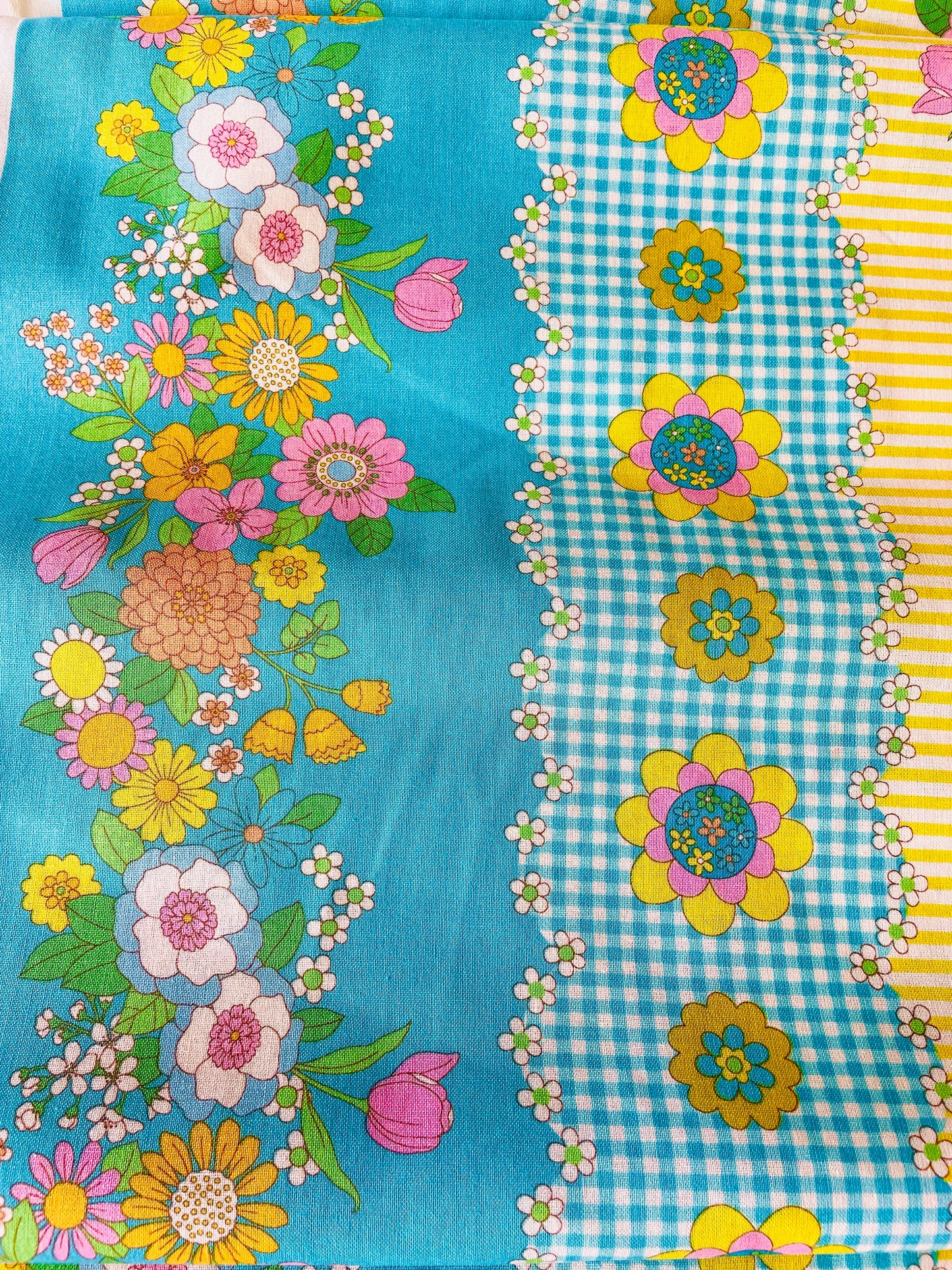 70s Design - Flower days A (blue)