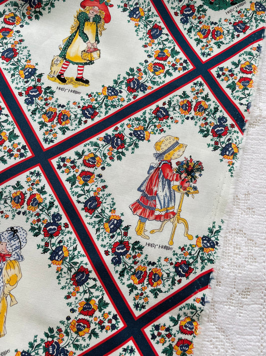 Novelty Holly Hobbies Lattice (42cm x 110cm)