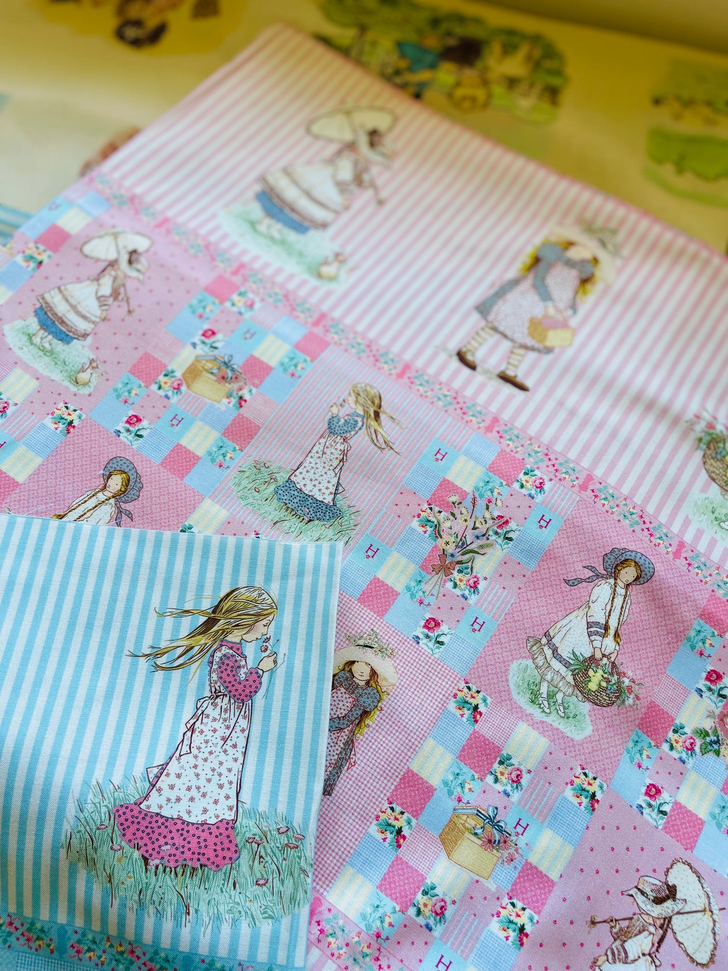 Holly Hobbies Panel - Girl with Summer Hat • Pink (40cm x 110cm)