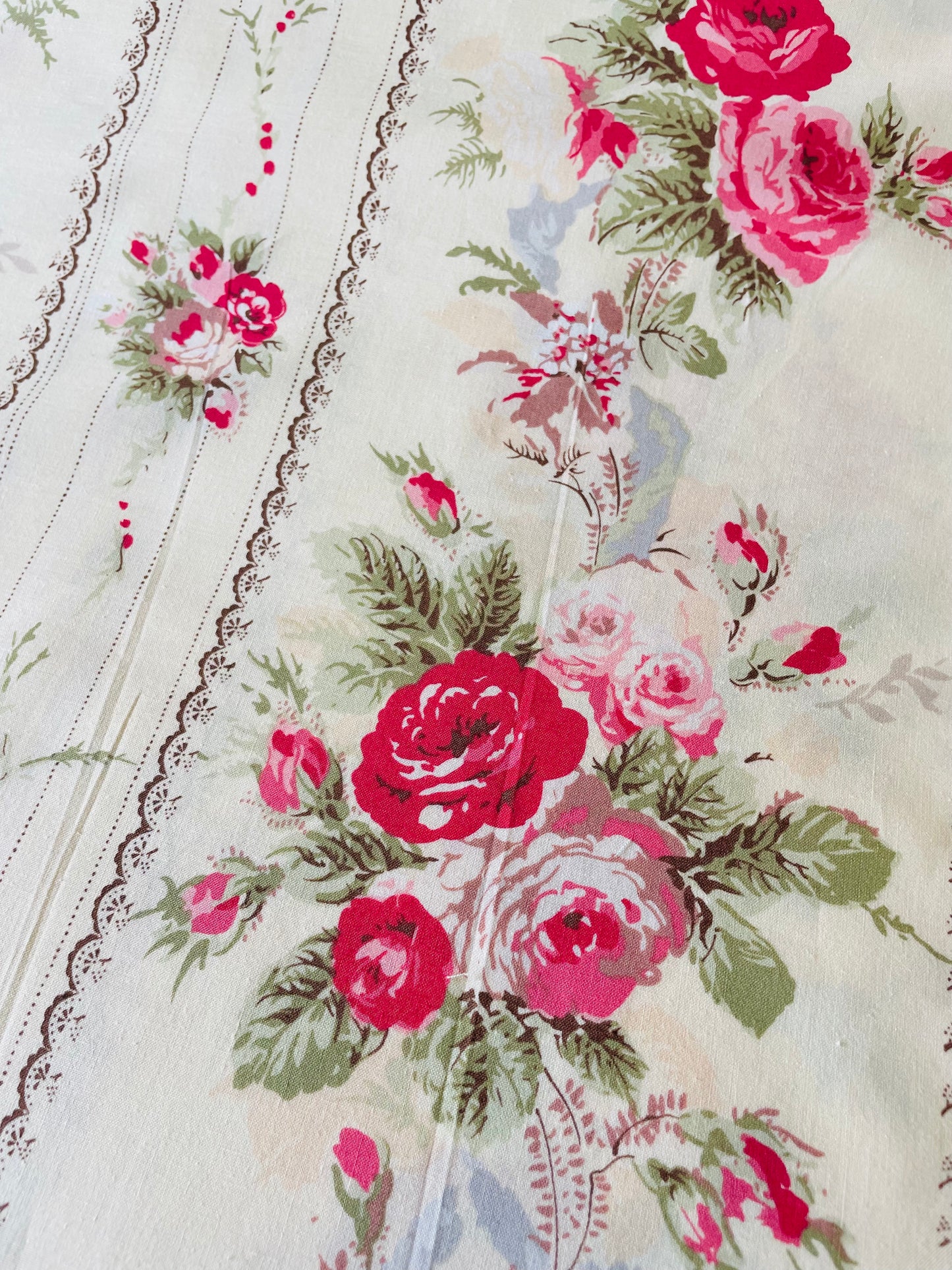 YUWA - Colour Palette - Rose Border (Cream)
