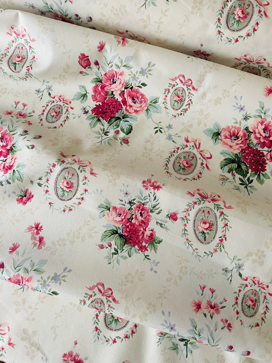 YUWA - Colour Palette - Medallion (cream)