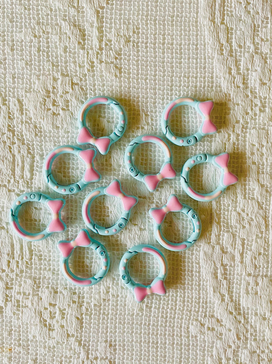 Metal Spring O Ring - Pretty Bow (light blue)