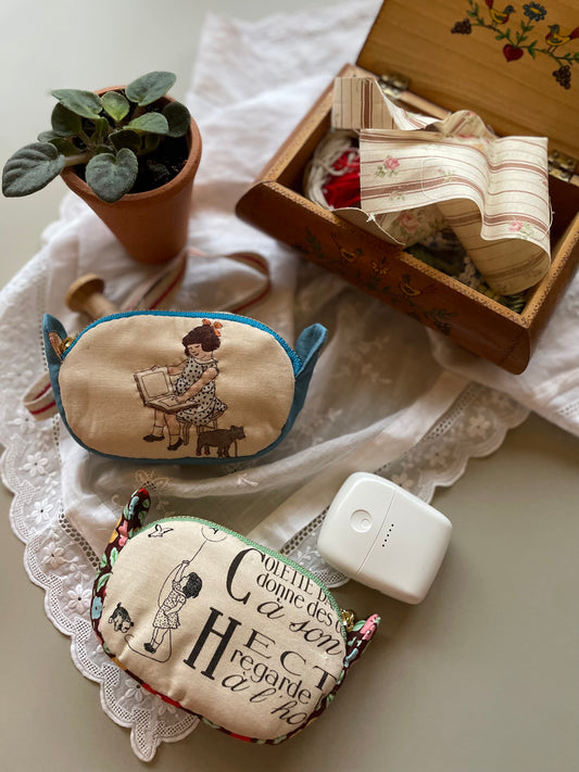 Sewing Kit - My Dearest Key Pouch (reading girl)