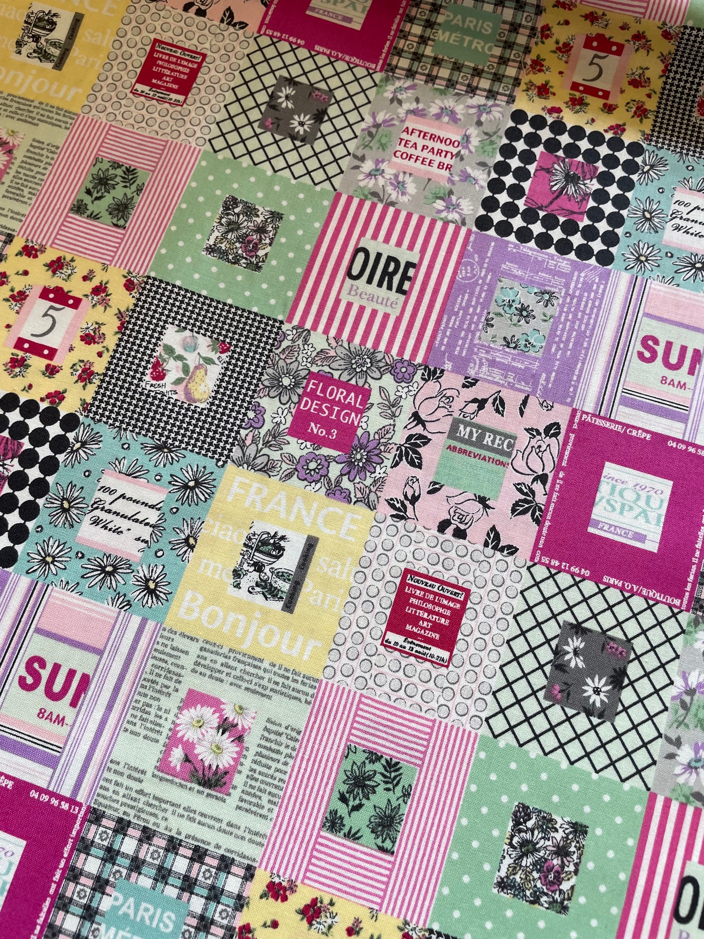 Suzuko Koseki - Square Patch (pink)
