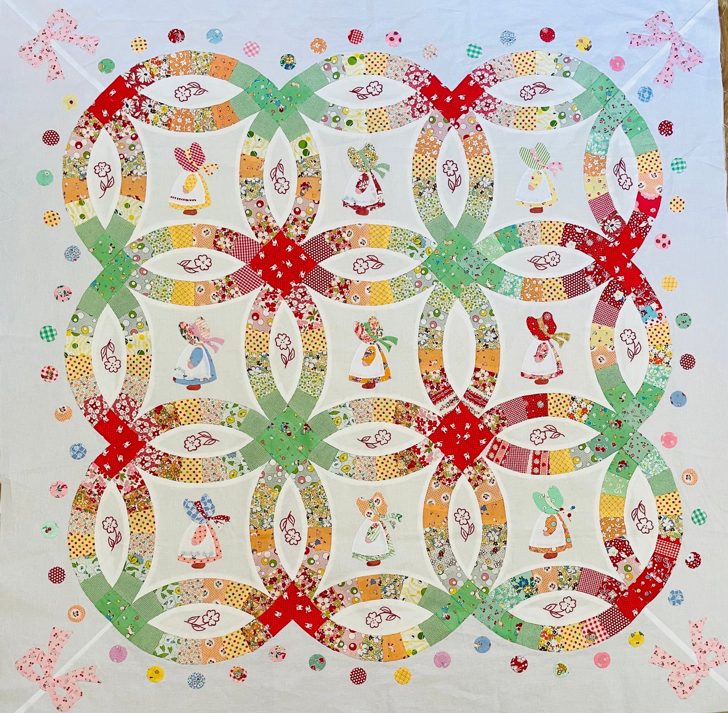 Sewing Pattern -- Sue Bonnet Double Wedding Ring Quilt (Printed Pattern)
