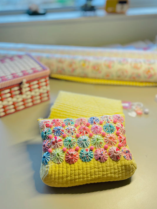 Sewing Kit - Yoyo (Suffolk Puff) Pouch