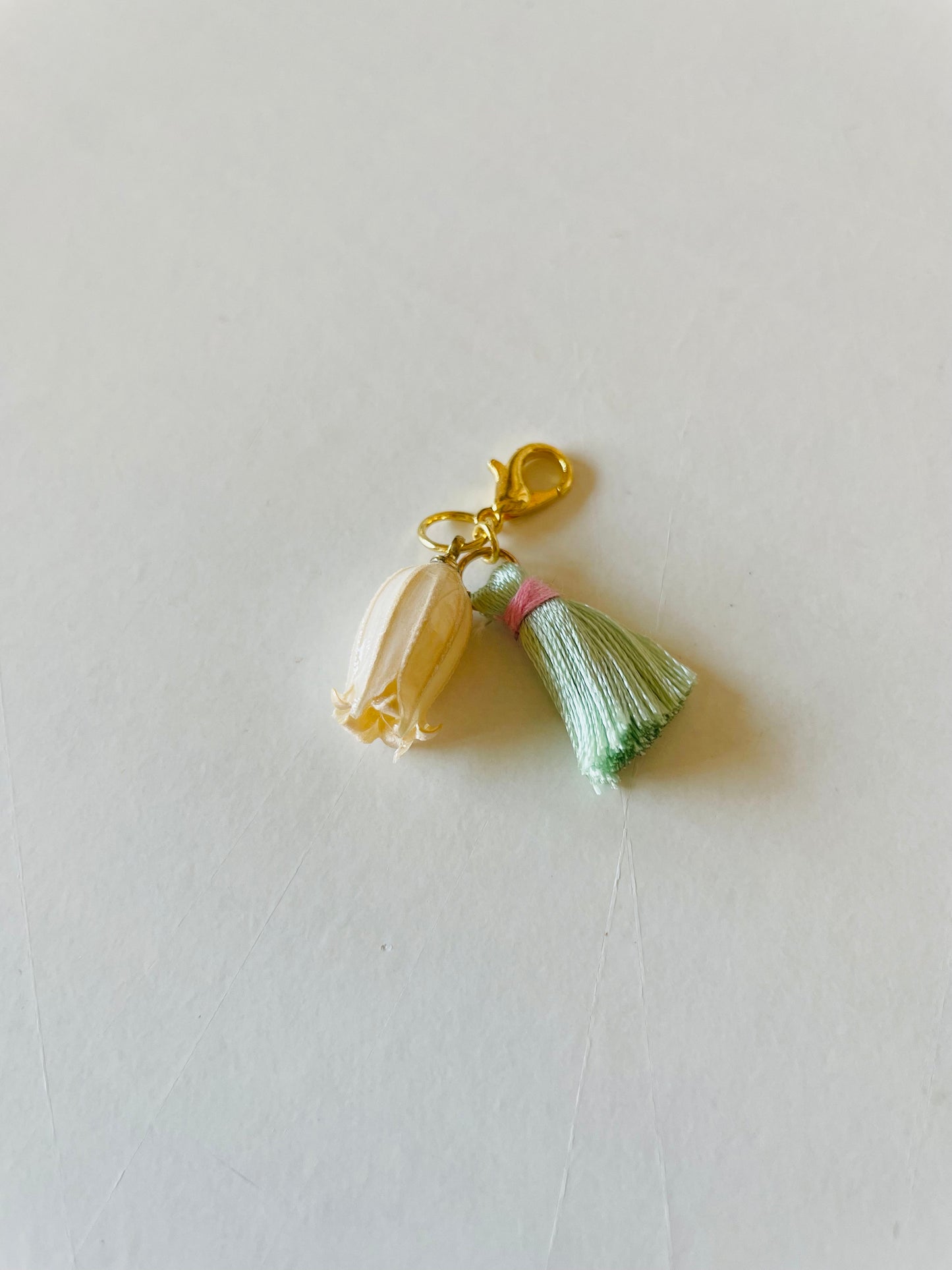 Zipper Charm -  Bell Flower (cream/green)