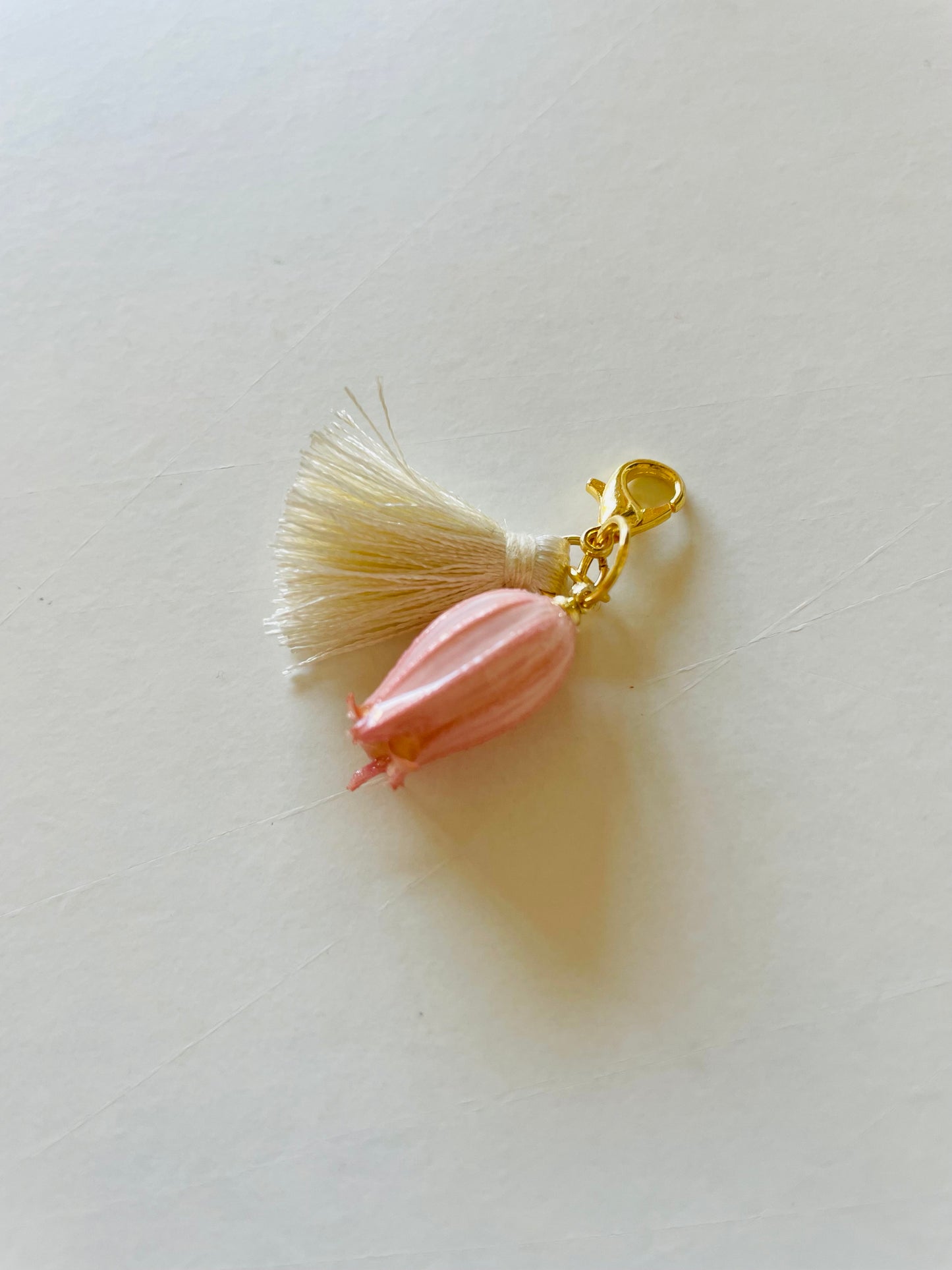 Zipper Charm -  Bell Flower (light pink/cream)