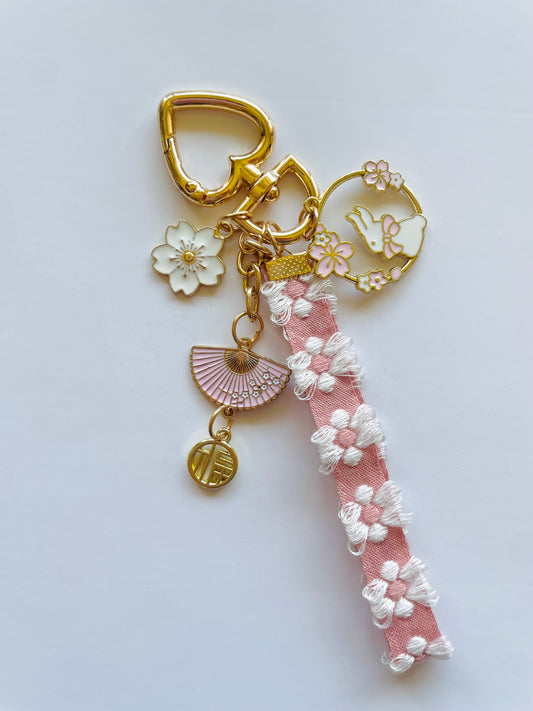 Zipper Charm - Fan and Ribbon