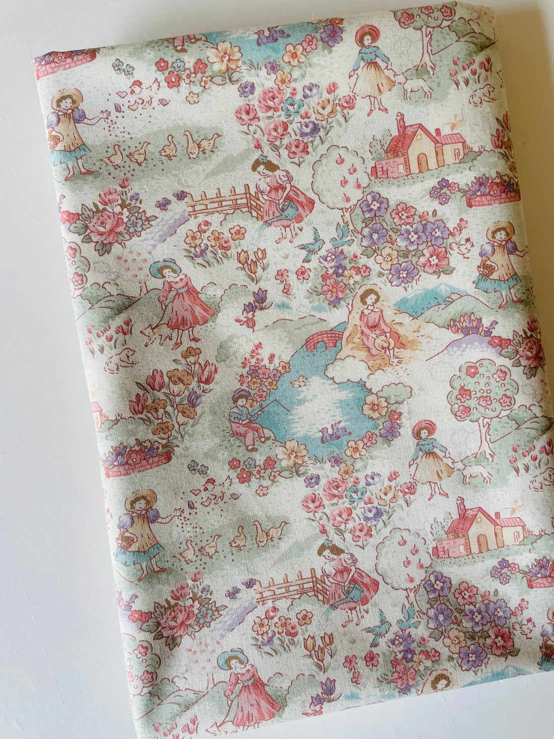 Antique World B – Rose Garden Patchwork