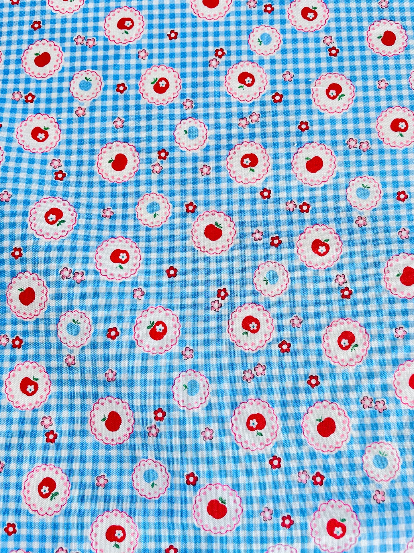 Atsuko Matsuyama - Apple Lace (blue)