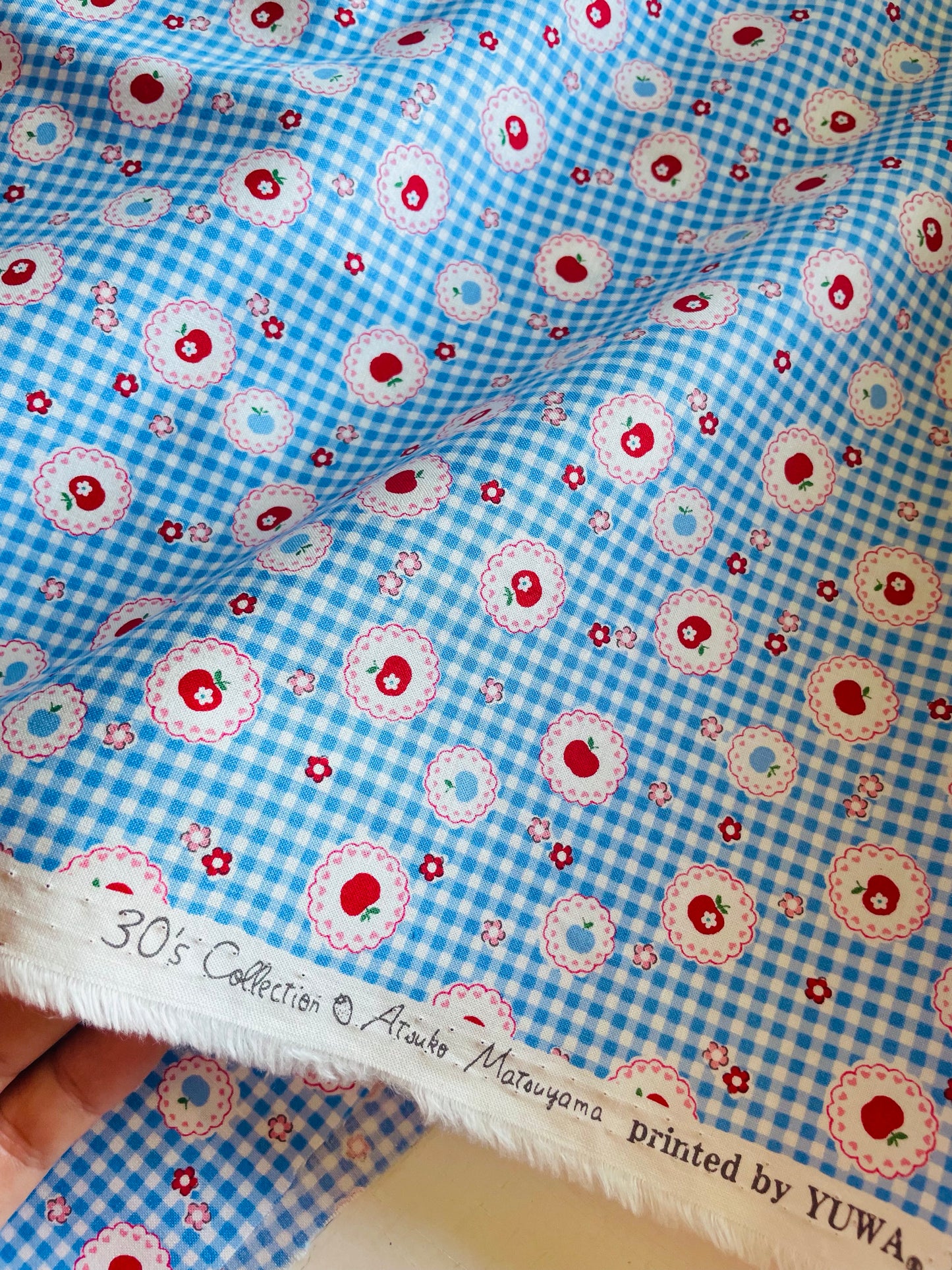 Atsuko Matsuyama - Apple Lace (blue)