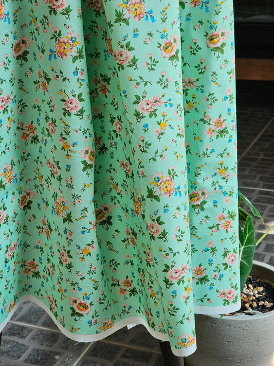 !! PRE ORDER !! Feedsack by Momnson- English Country Flower (green)