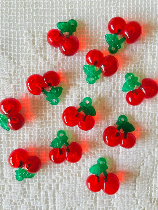 Zipper Charm - Classic Cherry (Red Transparent)