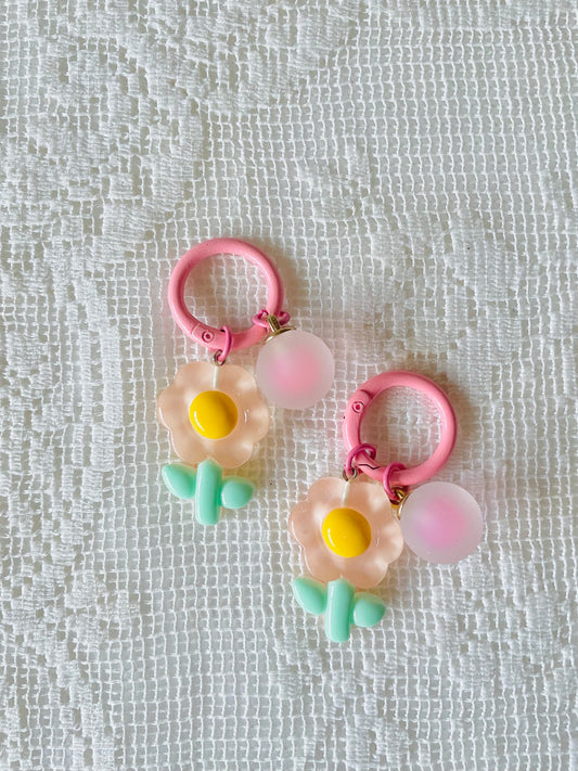 Zipper Charm -  happy flower (light pink)