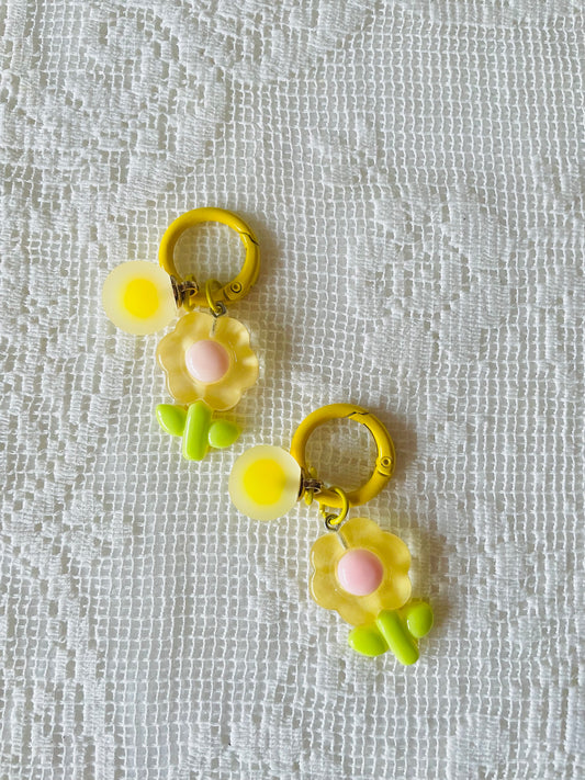 Zipper Charm -  happy flower (yellow)