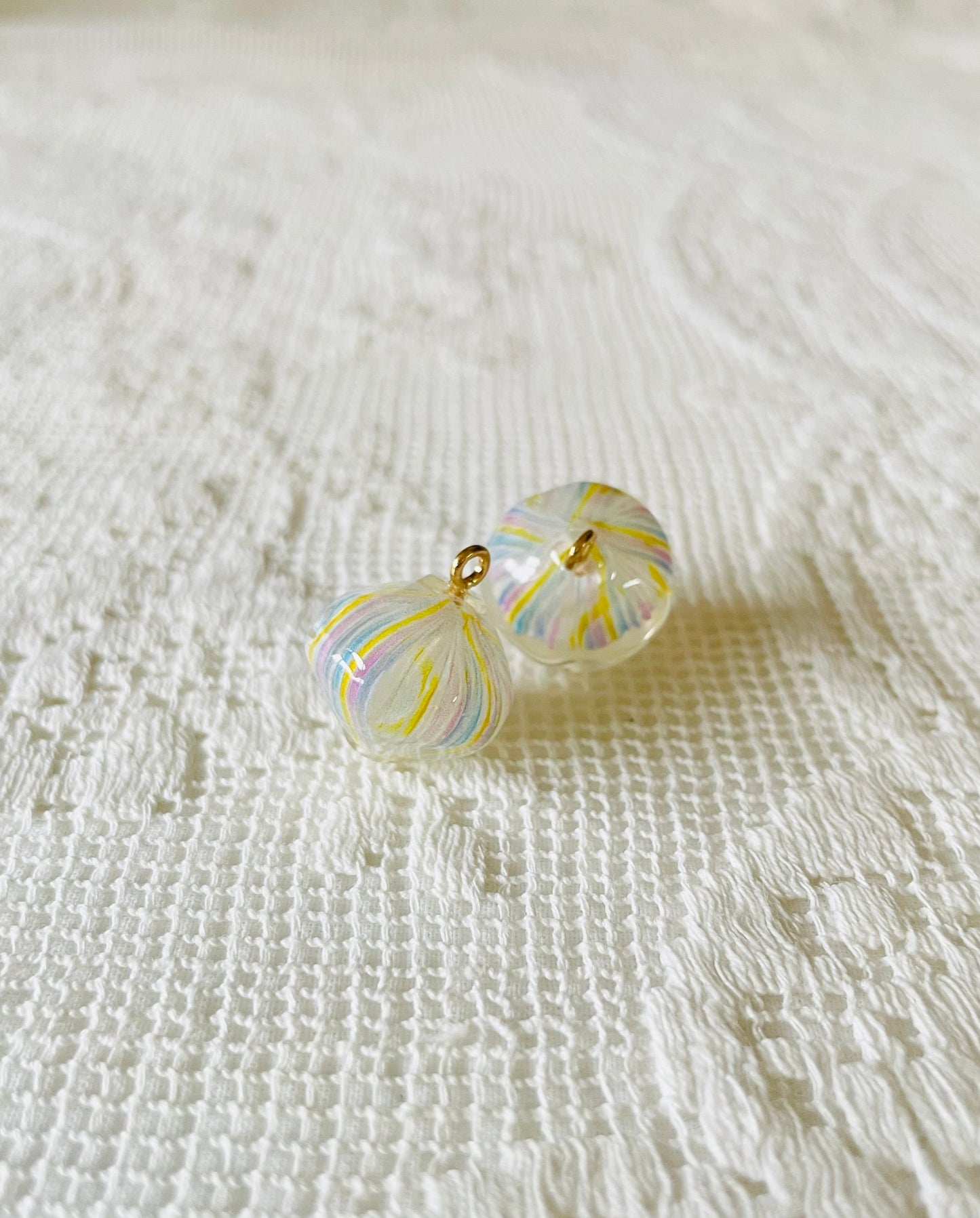 Zipper Charm -  candy ball (lantern - pastel strip)