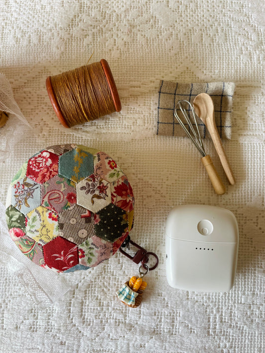 Sewing Kit - Macaron Purse: Little Hexies (80mm)